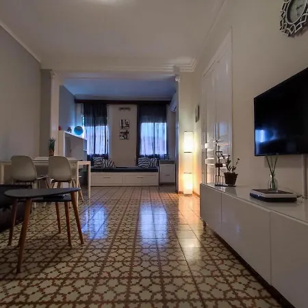 Excelente Apartamento En El Centro De *